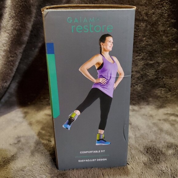 Gaiam Restore 5-Pound Set (2x2.5)Pair Ankle Weights Comfortable Fit Gray & Lime - Picture 2 of 8